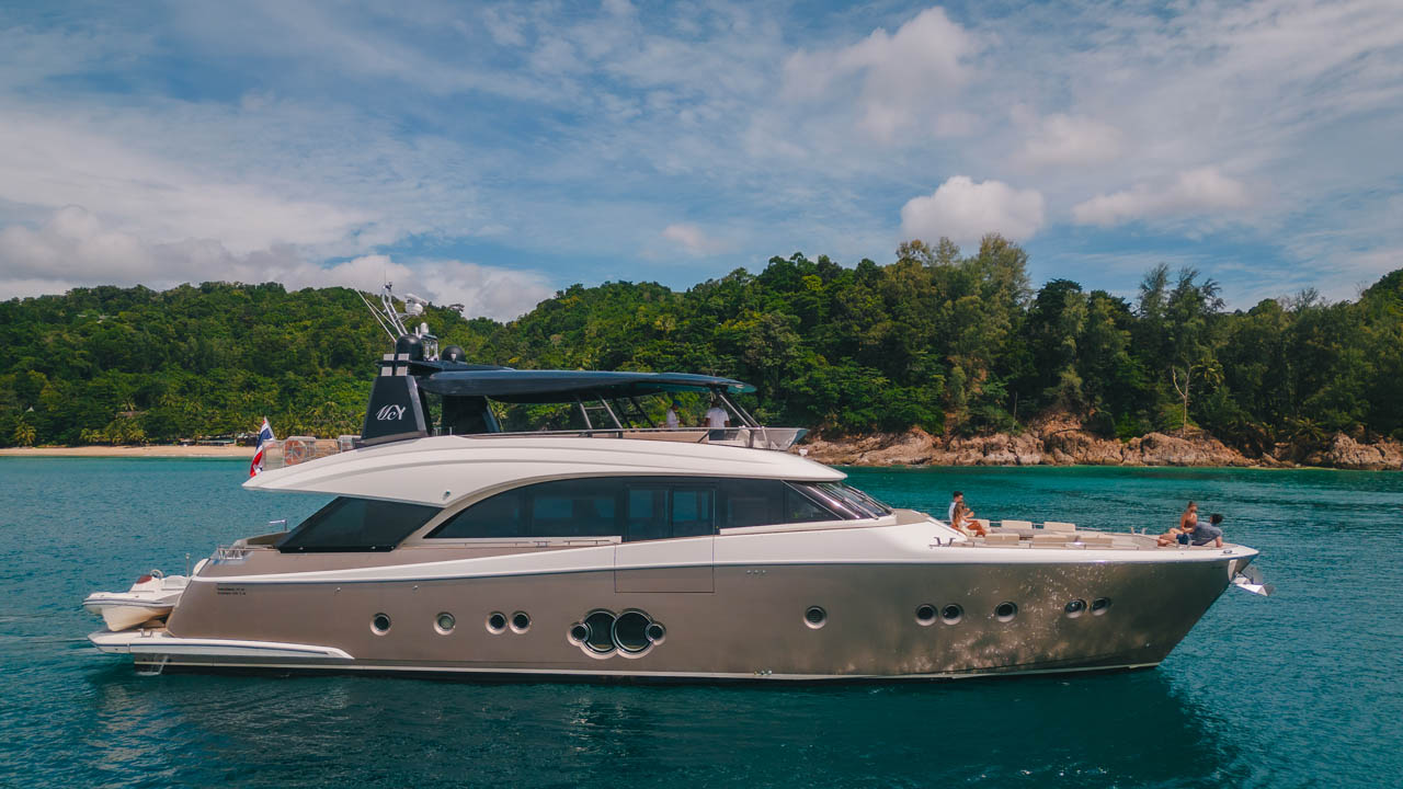 Luxury Yacht Charter Thailand | Premium Boat Rental Phuket, Krabi, Phi Phi